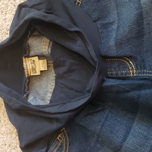 Motherhood comfy maternity jeans (large) - Picture 2 of 3